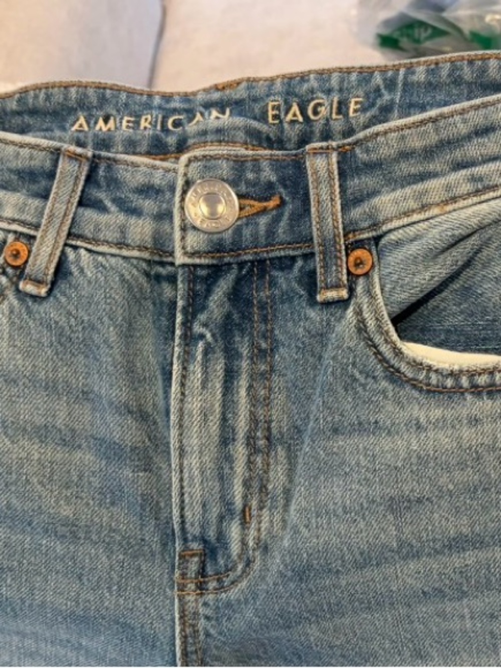 American Eagle Outfitters Women’s Light Blue Straight Leg Jeans